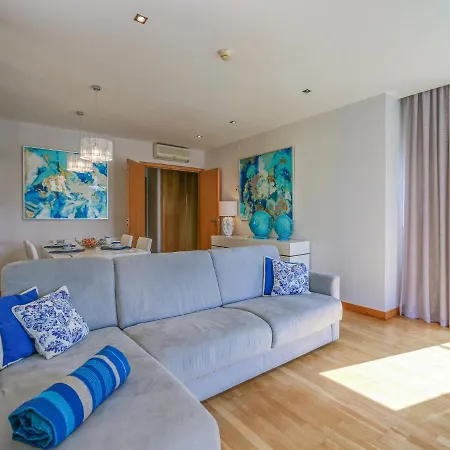 Apartment Luxury 1 Bedroom, Marina De Near Old Town