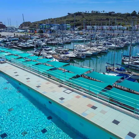 Apartment Luxury 1 Bedroom, Marina De Near Old Town *