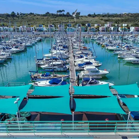 Apartment Luxury 1 Bedroom, Marina De Near Old Town